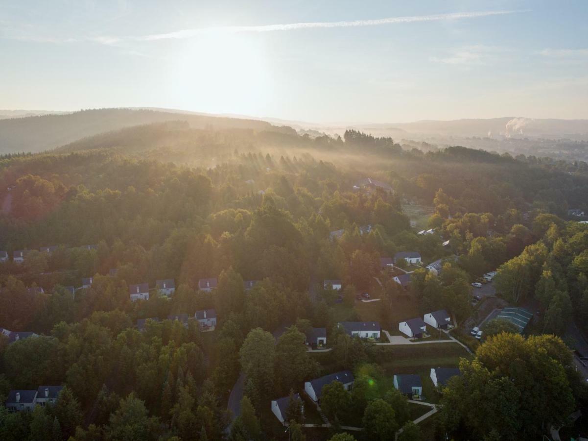 ホテル Center Parcs Les Ardennes ヴィエルサルム エクステリア 写真